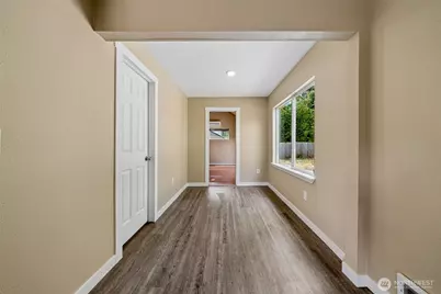 10208 McKinley Avenue E, Tacoma, WA 98445 - Photo 10