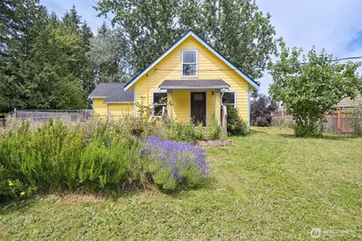 10208 McKinley Avenue E, Tacoma, WA 98445 - Photo 1