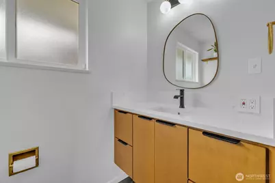 9101 Tacoma Avenue S, Tacoma, WA 98444 - Photo 10