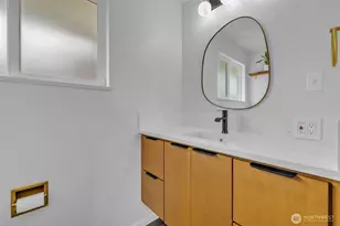 9101 Tacoma Ave S, Tacoma, WA 98444 - Photo 10