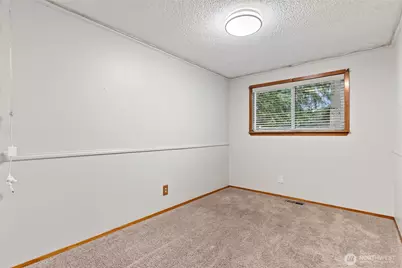 21508 122nd Street Court E, Bonney Lake, WA 98391 - Photo 14