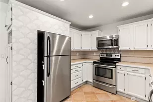 21508 122nd St Ct E, Bonney Lake, WA 98391 - Photo 8