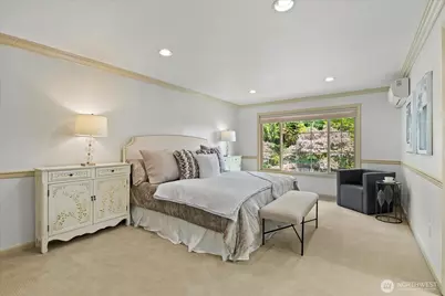 1704 154th Avenue SE, Bellevue, WA 98007 - Photo 6