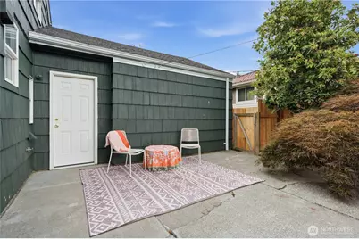 9231 26th Avenue SW, Seattle, WA 98106 - Photo 20