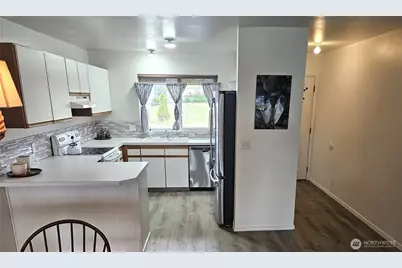1515 Ocean Beach Boulevard #202, Long Beach, WA 98631 - Photo 8