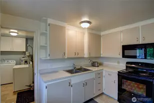 21 SW 8th Ave, Oak Harbor, WA 98277 - Photo 14