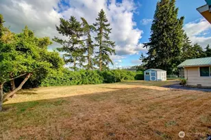 21 SW 8th Ave, Oak Harbor, WA 98277 - Photo 18
