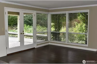14139 SE 45th Street, Bellevue, WA 98006 - Photo 2