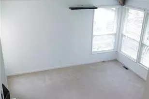 13312 NE 117th Way, Redmond, WA 98052 - Photo 2