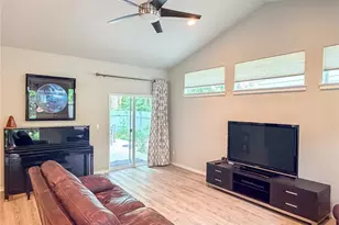2252 W Rosecrans Ct, Port Townsend, WA 98368 - Photo 4