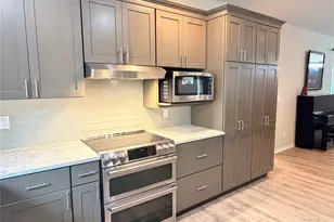 2252 W Rosecrans Ct, Port Townsend, WA 98368 - Photo 10