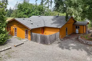 10905 138th Ave SE, Rainier, WA 98576 - Photo 16