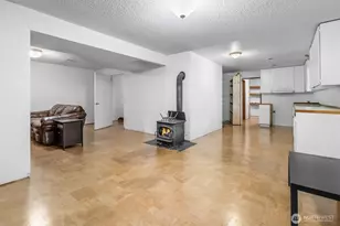 10905 138th Ave SE, Rainier, WA 98576 - Photo 14