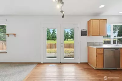 15215 105th Avenue SE, Yelm, WA 98597 - Photo 8