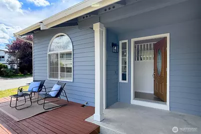 17908 27th Avenue NE, Marysville, WA 98271 - Photo 2