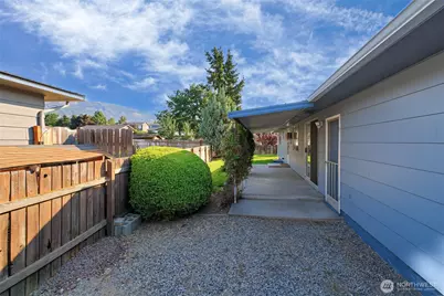 3032 Vera Cruz, Malaga, WA 98828 - Photo 6