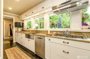 10415 Brook Ln SW, Lakewood, WA 98499 - Photo 14
