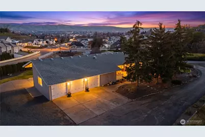 7407 Englewood Avenue, Yakima, WA 98908 - Photo 2