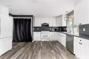 672 SE 4th Ave, Oak Harbor, WA 98277 - Photo 14