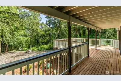 7605 NE Hidden Cove Rd, Bainbridge Island, WA 98110 - Photo 18