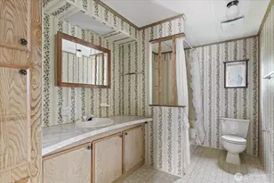 1361 NE Goldie St, Oak Harbor, WA 98277 - Photo 14