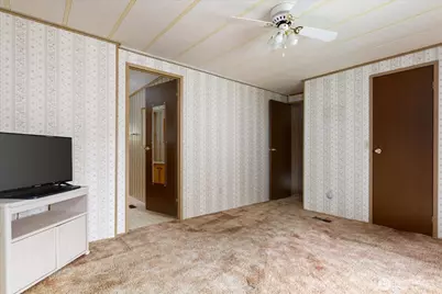 1361 NE Goldie Street #16, Oak Harbor, WA 98277 - Photo 12