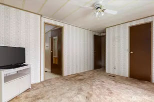 1361 NE Goldie St, Oak Harbor, WA 98277 - Photo 12