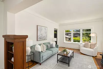 108 N 57th Street, Seattle, WA 98103 - Photo 8