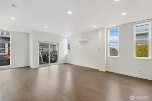 1017 W Crockett St, Seattle, WA 98119 - Photo 6