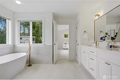 12516 NE 90th Street, Kirkland, WA 98033 - Photo 22