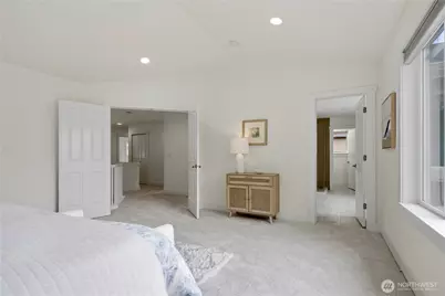 12516 NE 90th Street, Kirkland, WA 98033 - Photo 20
