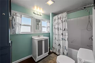 1925 Rainier Ave, Everett, WA 98201 - Photo 18