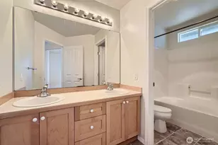 24036 SE 10th Ct, Sammamish, WA 98075 - Photo 30