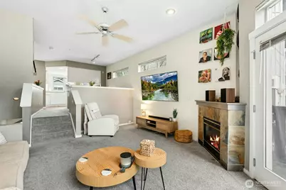 11560 Stone Avenue N #101, Seattle, WA 98133 - Photo 4