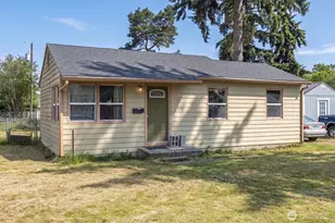 311 Cypress St, Longview, WA 98632 - Photo 1