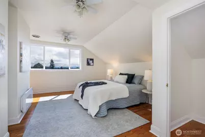 610 N 125th Street, Seattle, WA 98133 - Photo 16