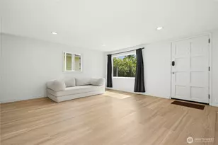 9520 2nd Ave NW, Seattle, WA 98117 - Photo 4