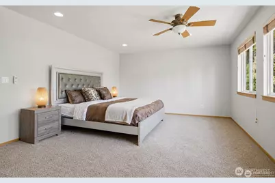 11902 SE 277th Street, Kent, WA 98030 - Photo 12