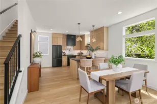 3636 Greenwood Ave N, Seattle, WA 98103 - Photo 12