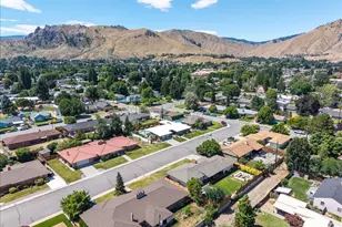 1112 Cedar St, Wenatchee, WA 98801 - Photo 40