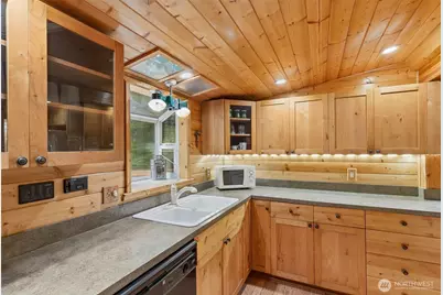 191 Northwoods Cabin, Cougar, WA 98616 - Photo 8