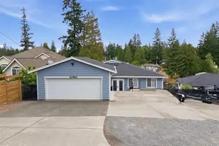20910 Church Lake Dr E, Bonney Lake, WA 98391 - Photo 2