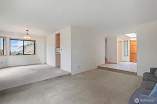 7030 67th Pl NE, Marysville, WA 98270 - Photo 4