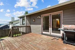 7030 67th Pl NE, Marysville, WA 98270 - Photo 36