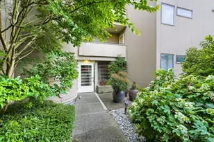 2134 Waverly Pl N, Seattle, WA 98109 - Photo 1