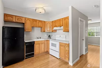 7703 11 Avenue SW, Seattle, WA 98106 - Photo 12