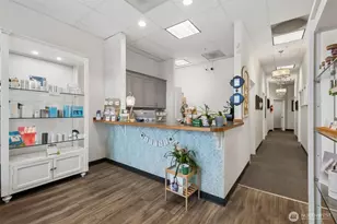 636 SW 152nd St, Burien, WA 98166 - Photo 2
