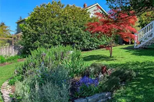 1011 Cass St, Port Townsend, WA 98368 - Photo 24