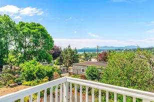 1011 Cass St, Port Townsend, WA 98368 - Photo 8
