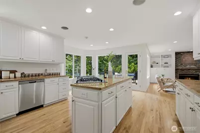 21339 NE 97th Place, Redmond, WA 98053 - Photo 14